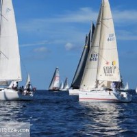 Foto de barco en web club ibiza publicidda regata